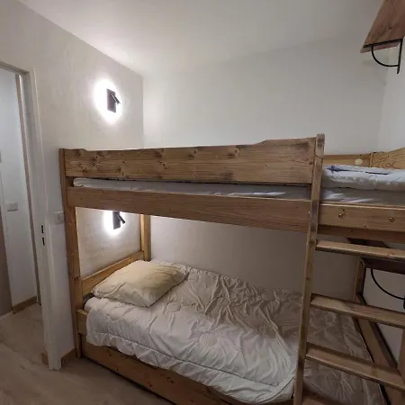 Cosy A Pour 4, Balcon, Parking *